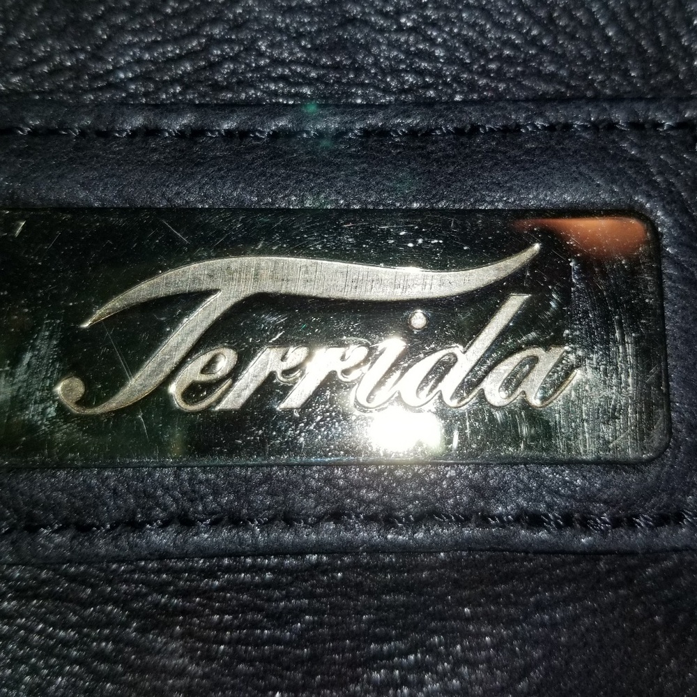 Terrida Luxury Python Embossed Tote - Picture 6 of 7